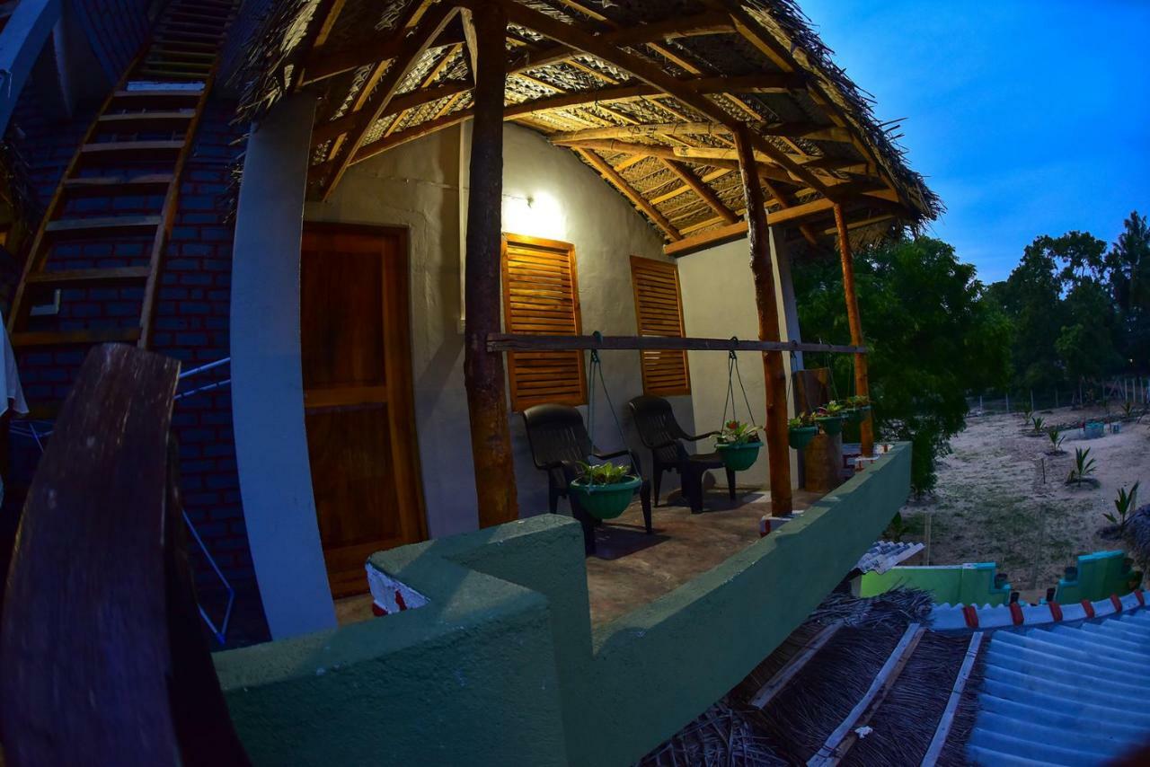 Neem Garden Guest House Batticaloa Eksteriør bilde